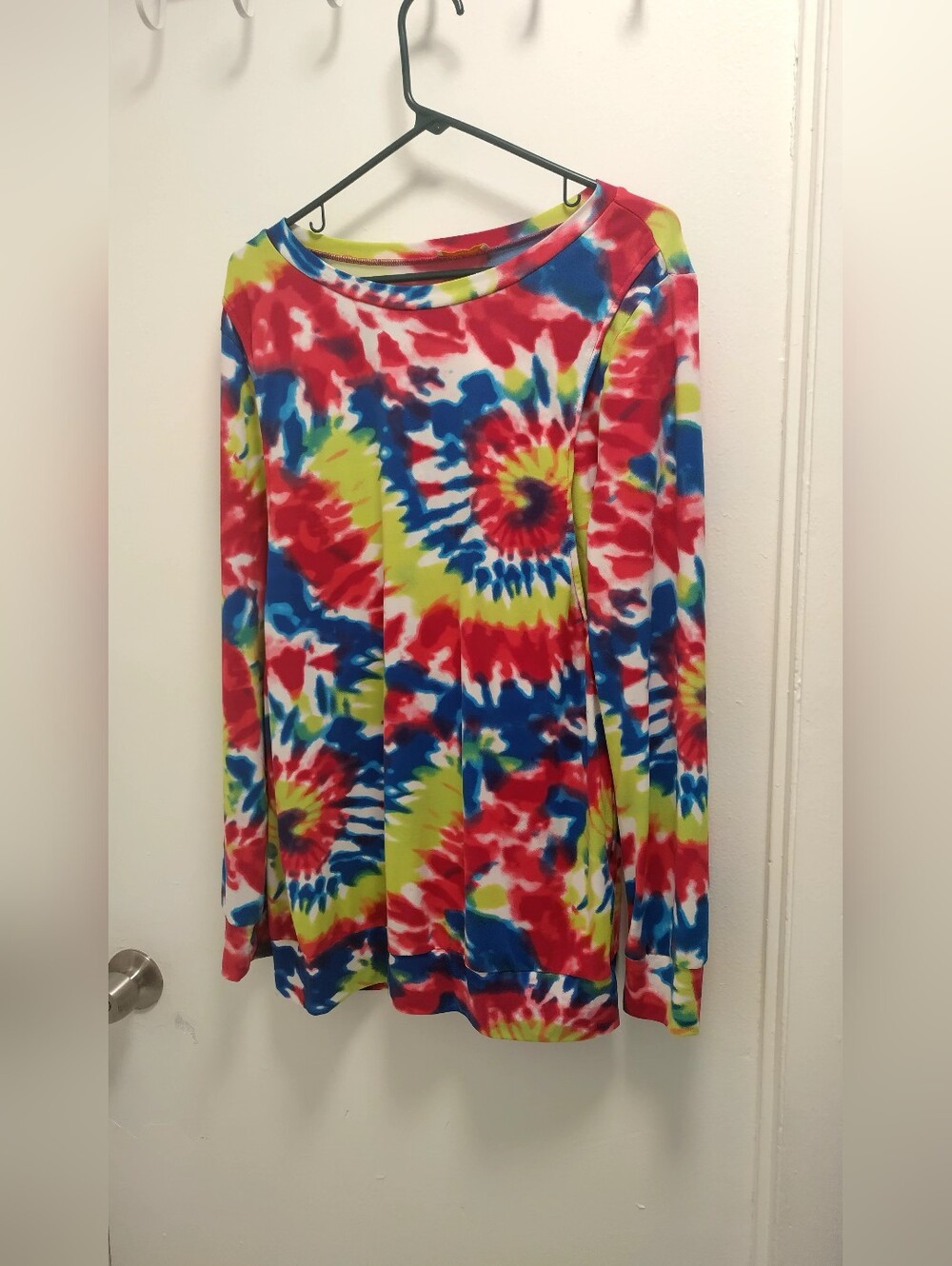 Tie-Dye Long Sleeve Women's Top - Multicolor Size Large